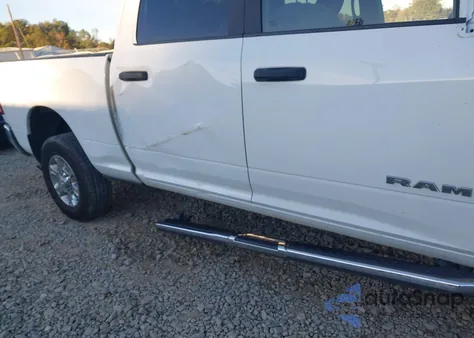 2024 Ram 2500 Big Horn 4X4 6'4 Box from USA, damaged, VIN 3C6UR5DL7RG340299